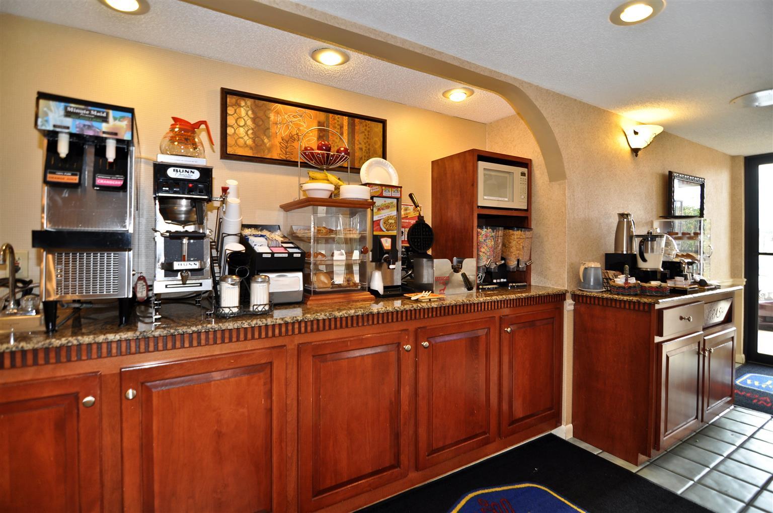 Best Western Andalusia Inn מראה חיצוני תמונה